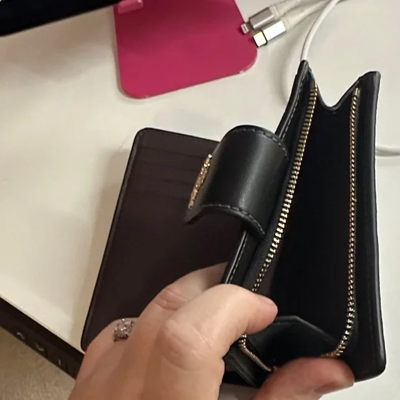 COACH Brown Leather Wallet with Yellow Floral Print - Picture 4 of 4